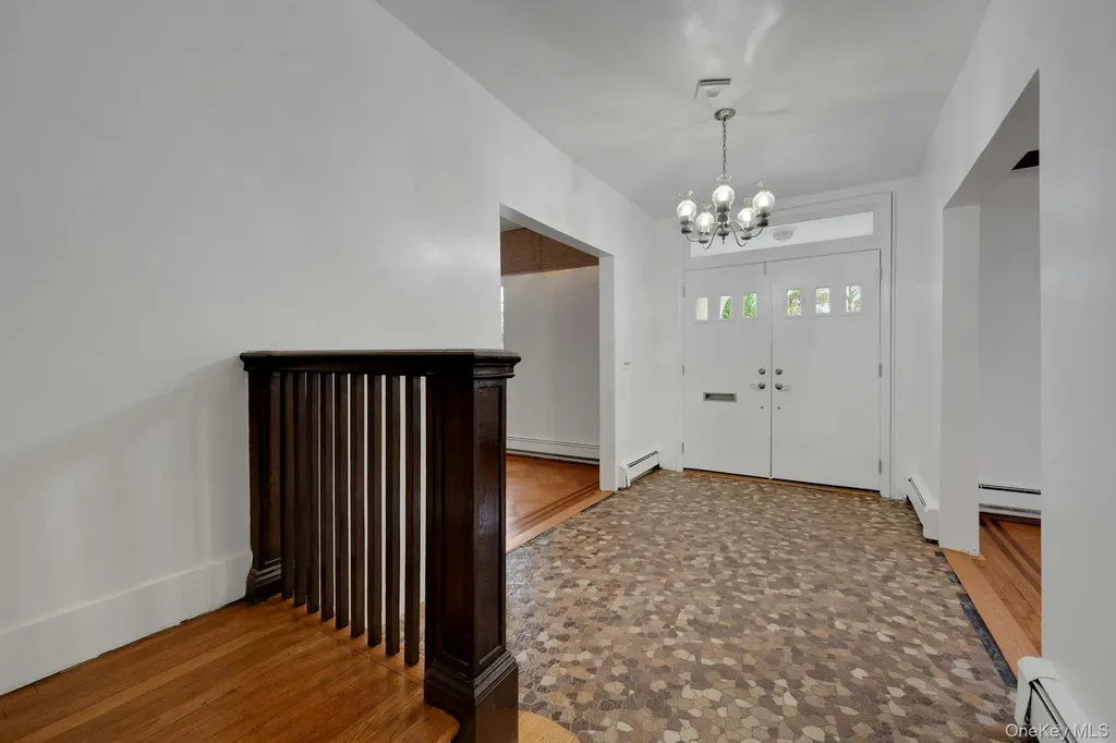 193 Harmon Avenue New Rochelle NY 10801