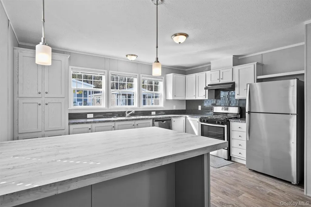 32 Ba Mar Drive Stony Point NY 10980