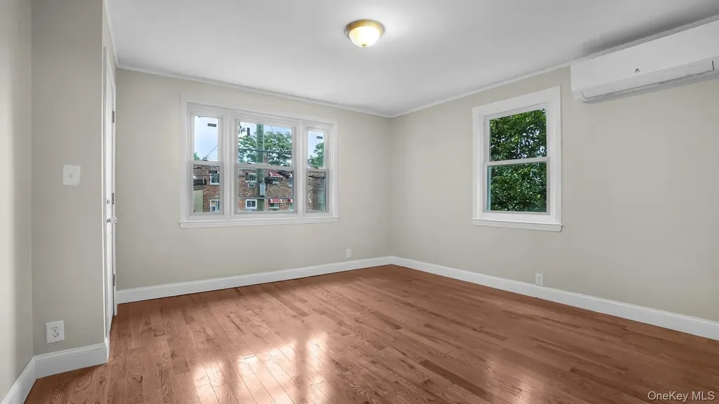 3965 Duryea Avenue Bronx NY 10466