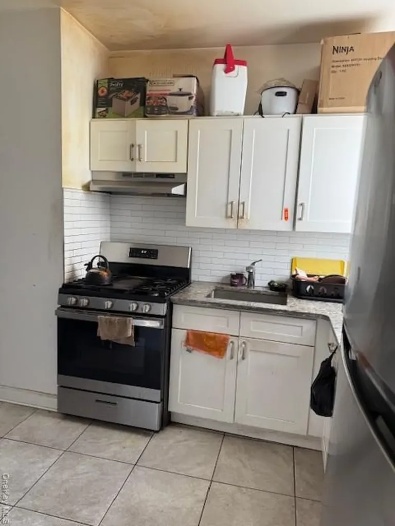 679 E 241st Street Bronx NY 10470