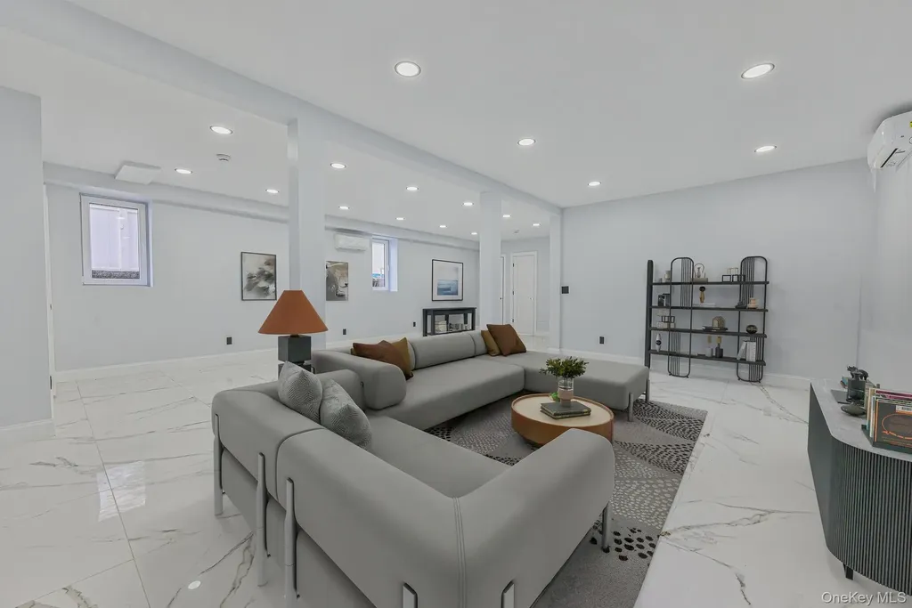 108 Bismark Avenue Valley Stream NY 11581