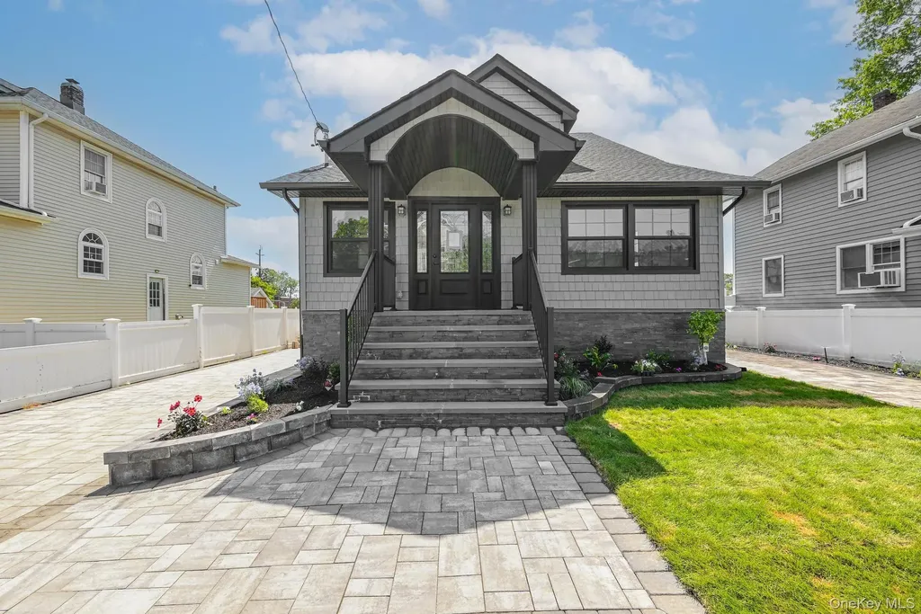 108 Bismark Avenue Valley Stream NY 11581
