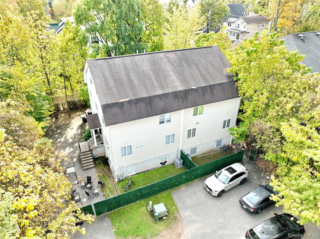 11 Laura Place Spring Valley NY 10977