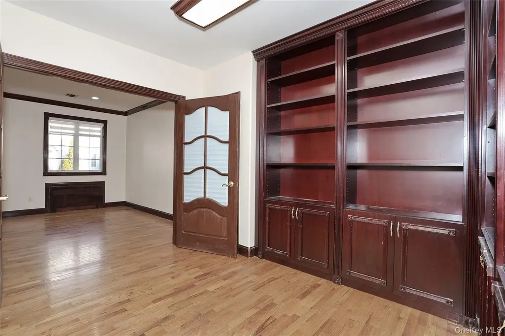11 Laura Place Spring Valley NY 10977