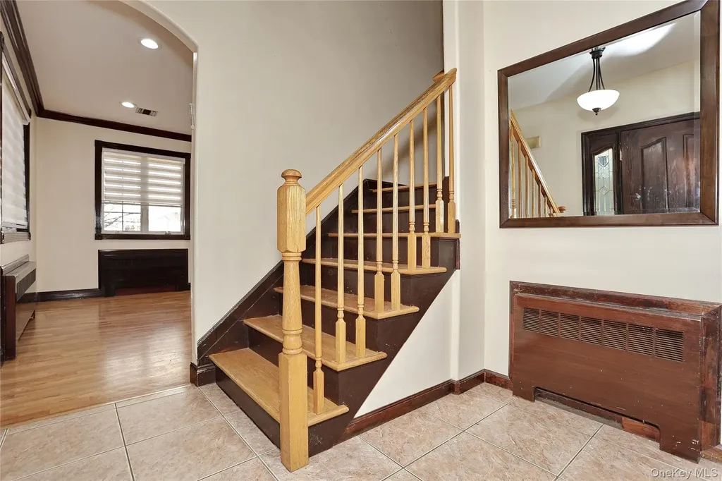11 Laura Place Spring Valley NY 10977