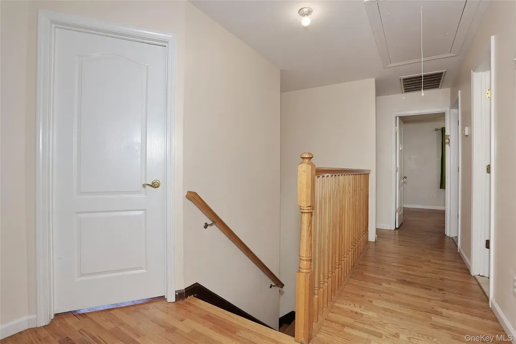 11 Laura Place Spring Valley NY 10977
