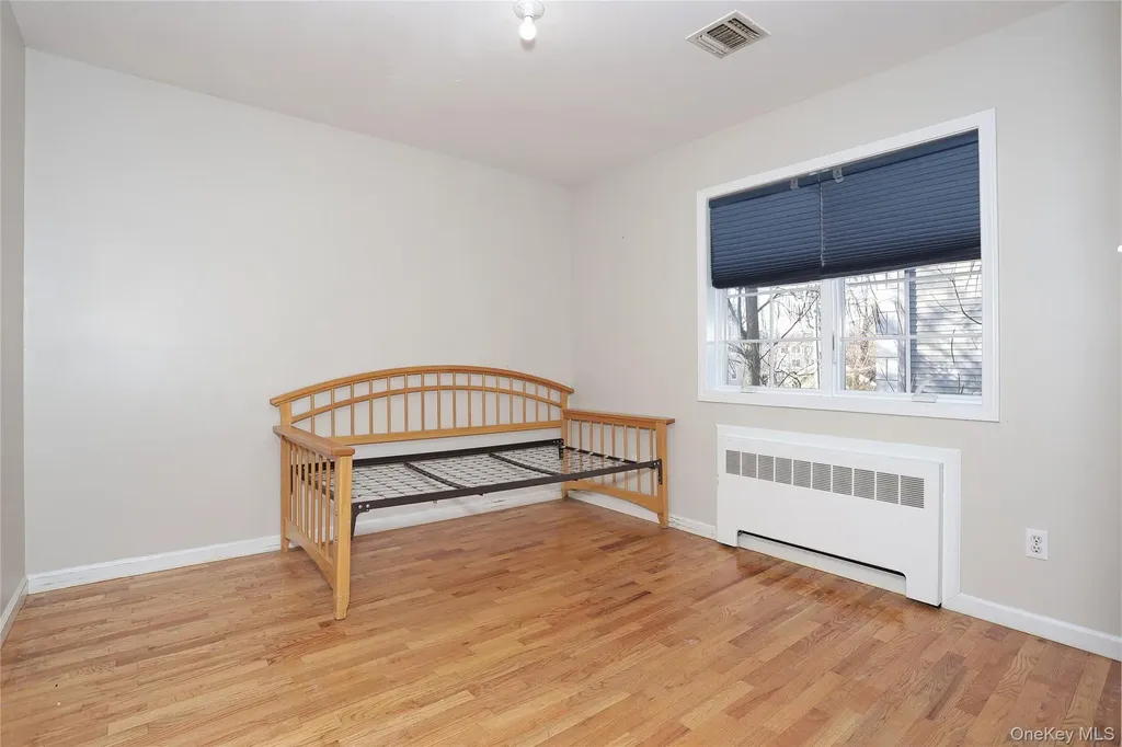 11 Laura Place Spring Valley NY 10977