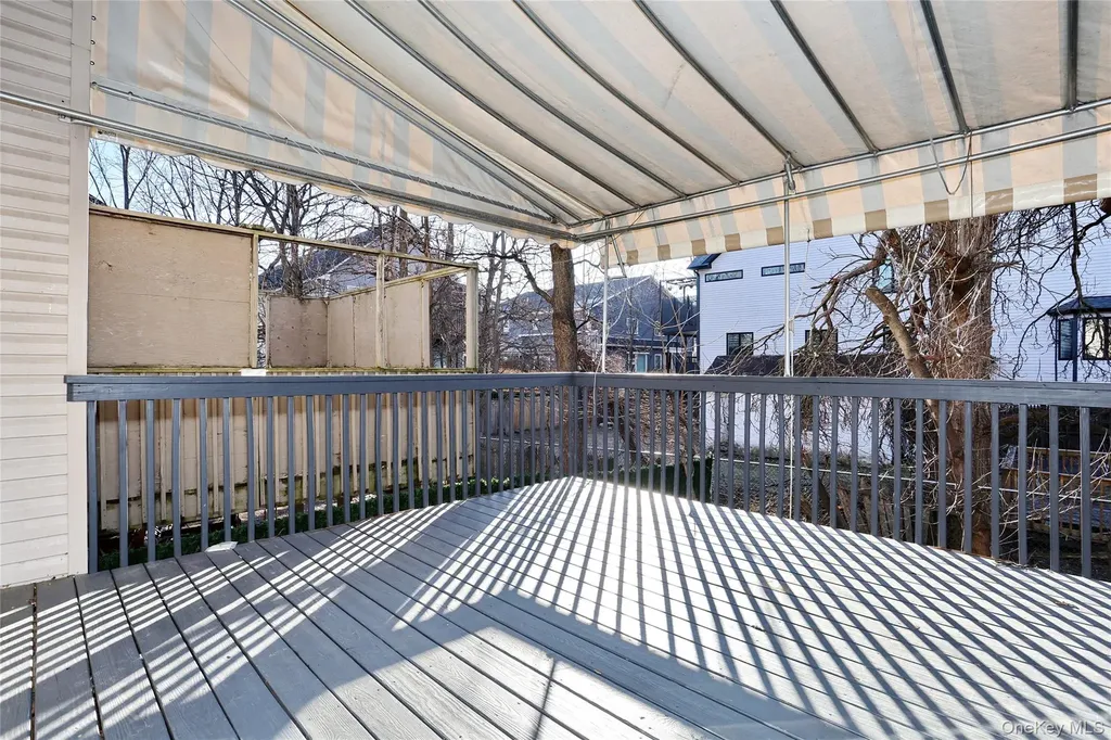 11 Laura Place Spring Valley NY 10977
