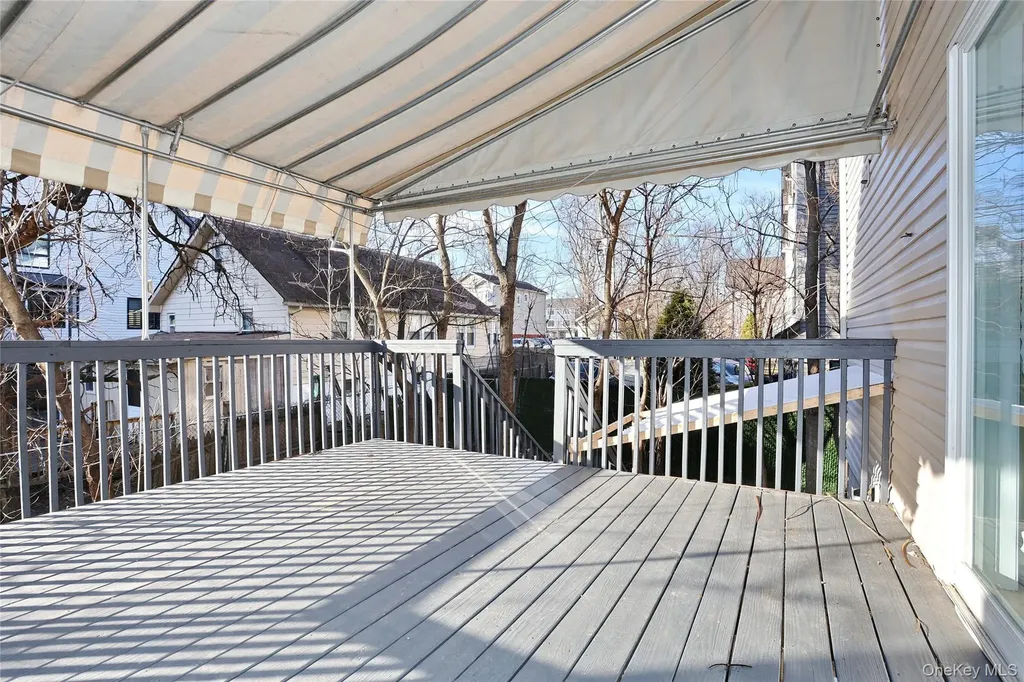 11 Laura Place Spring Valley NY 10977