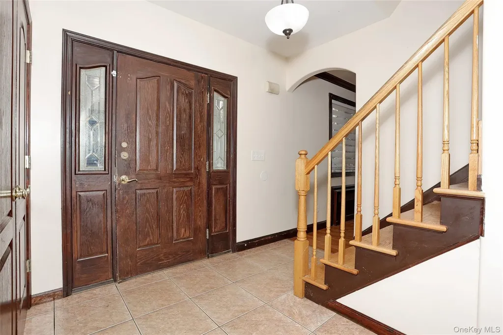 11 Laura Place Spring Valley NY 10977