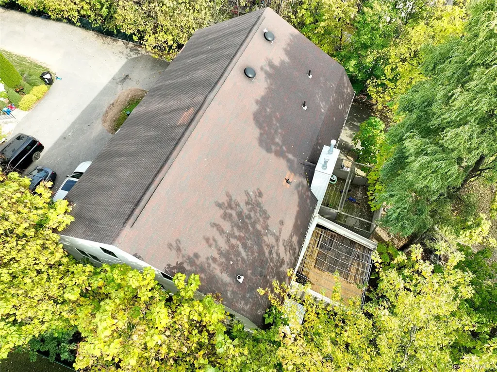 11 Laura Place Spring Valley NY 10977
