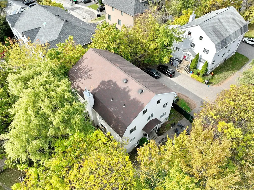 11 Laura Place Spring Valley NY 10977