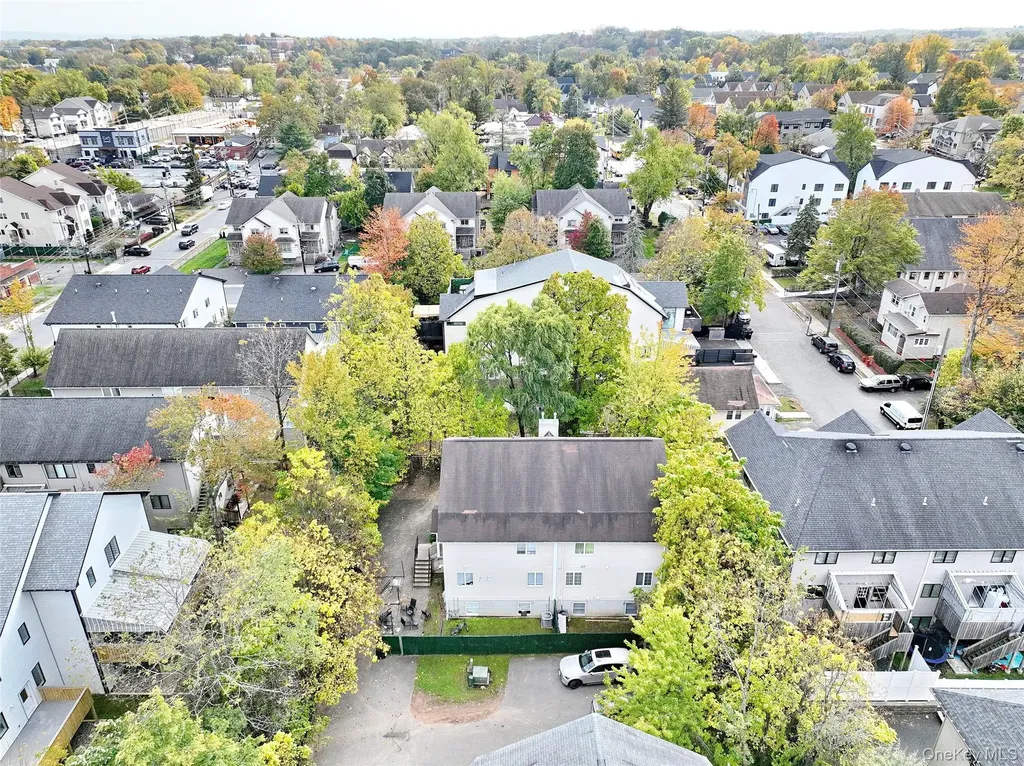 11 Laura Place Spring Valley NY 10977