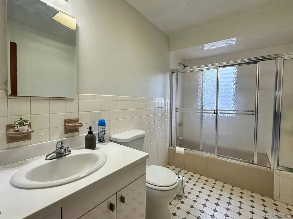 96-06 134th Road Ozone Park NY 11417
