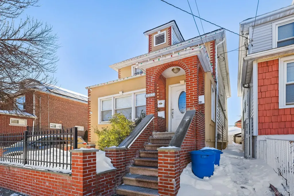 1831 Paulding Avenue Bronx NY 10462