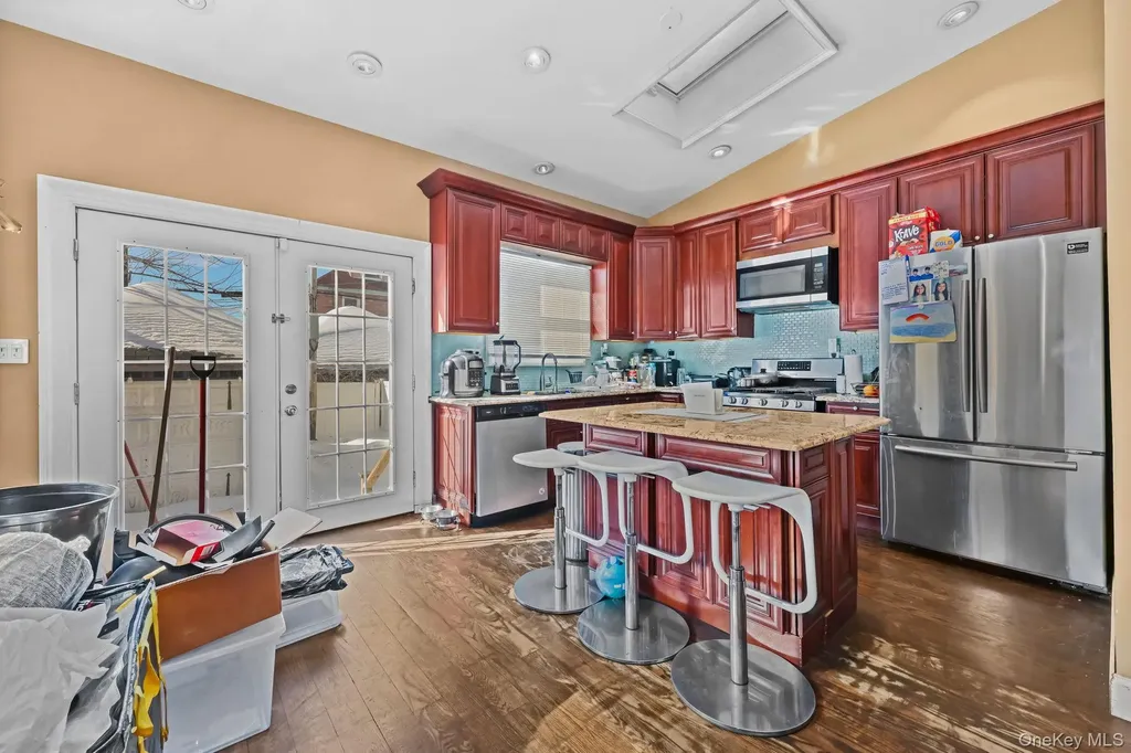 1831 Paulding Avenue Bronx NY 10462