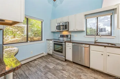 301 River West Greenwich CT 06831