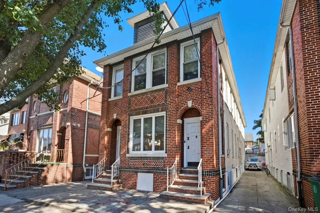 927 E 27th Street Brooklyn NY 11210