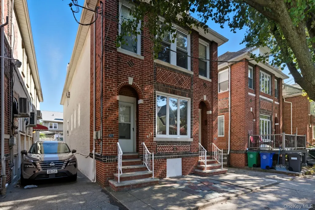 927 E 27th Street Brooklyn NY 11210