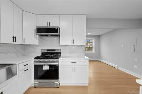 803 Meade Avenue Bellport NY 11713