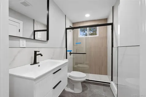 803 Meade Avenue Bellport NY 11713