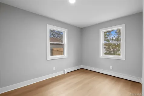 803 Meade Avenue Bellport NY 11713