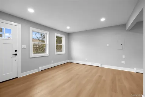 803 Meade Avenue Bellport NY 11713