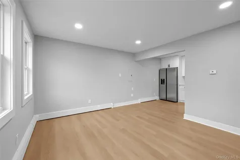 803 Meade Avenue Bellport NY 11713