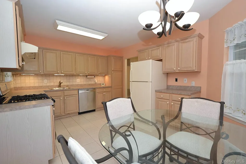 1 Philip Lane Middle Island NY 11953