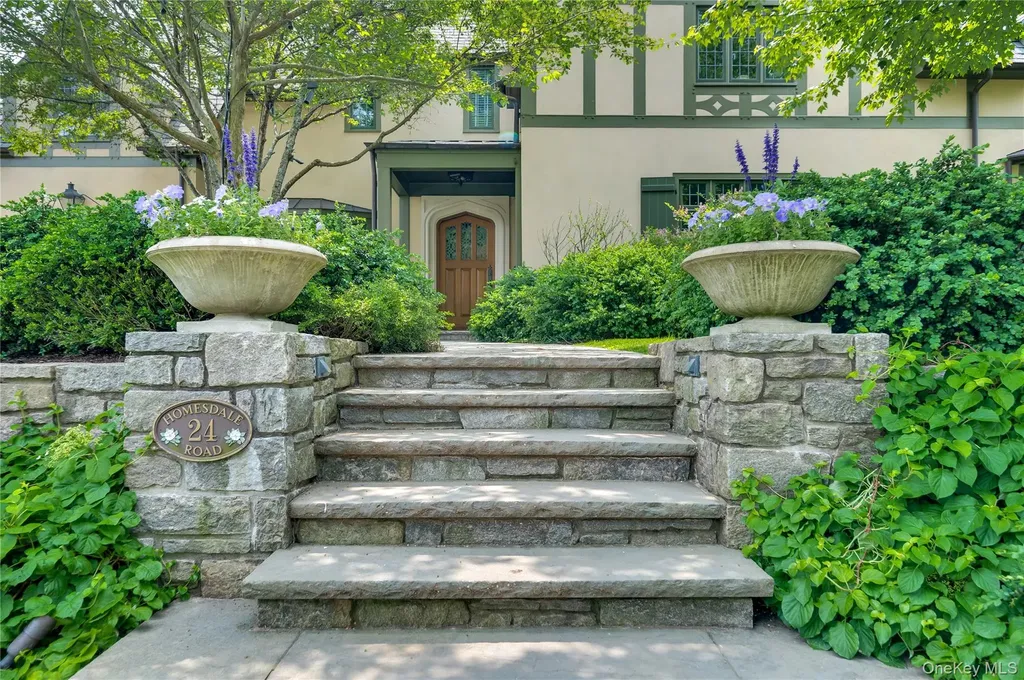 24 Homesdale Road Bronxville NY 10708