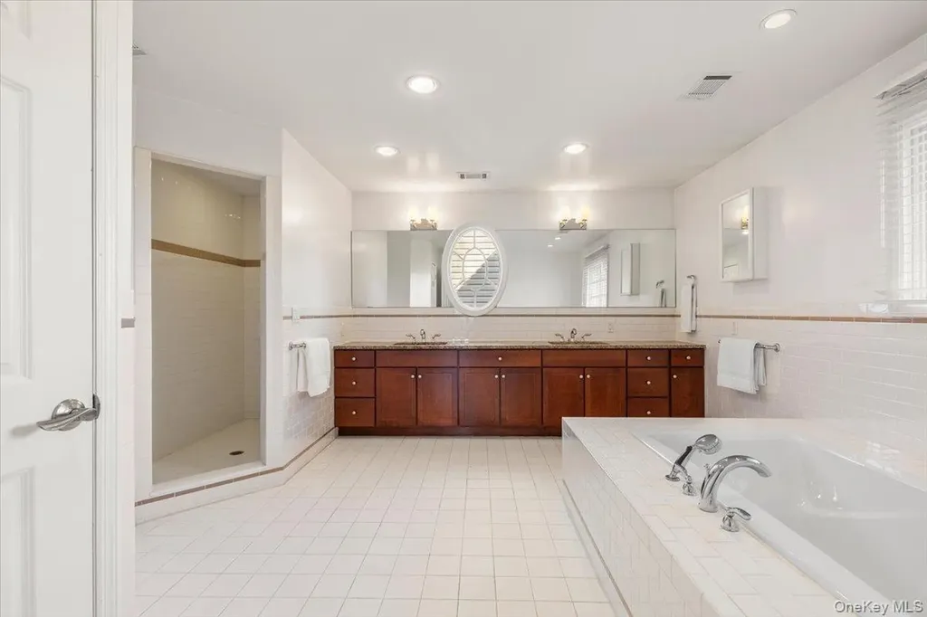 60 Haviland Lane White Plains NY 10605