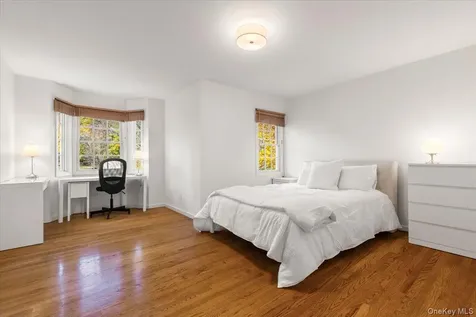 60 Haviland Lane White Plains NY 10605