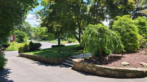 60 Haviland Lane White Plains NY 10605