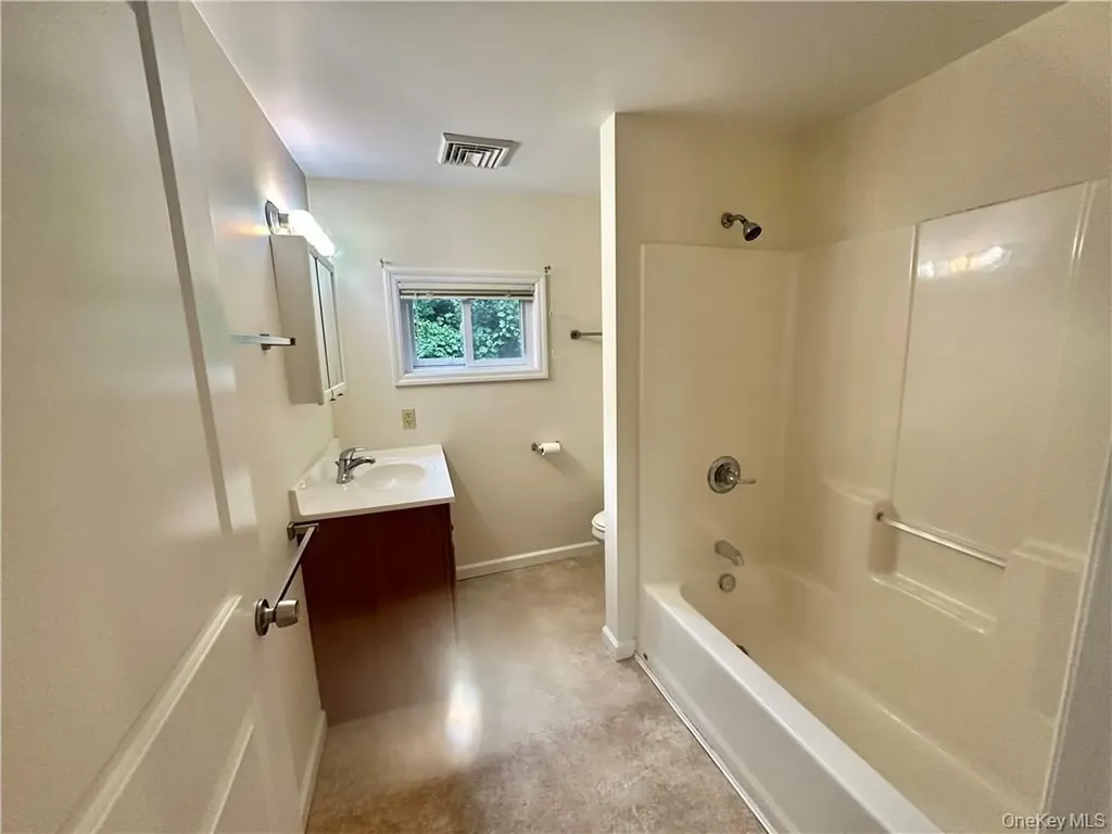 2332 State Route 300 Wallkill NY 12589