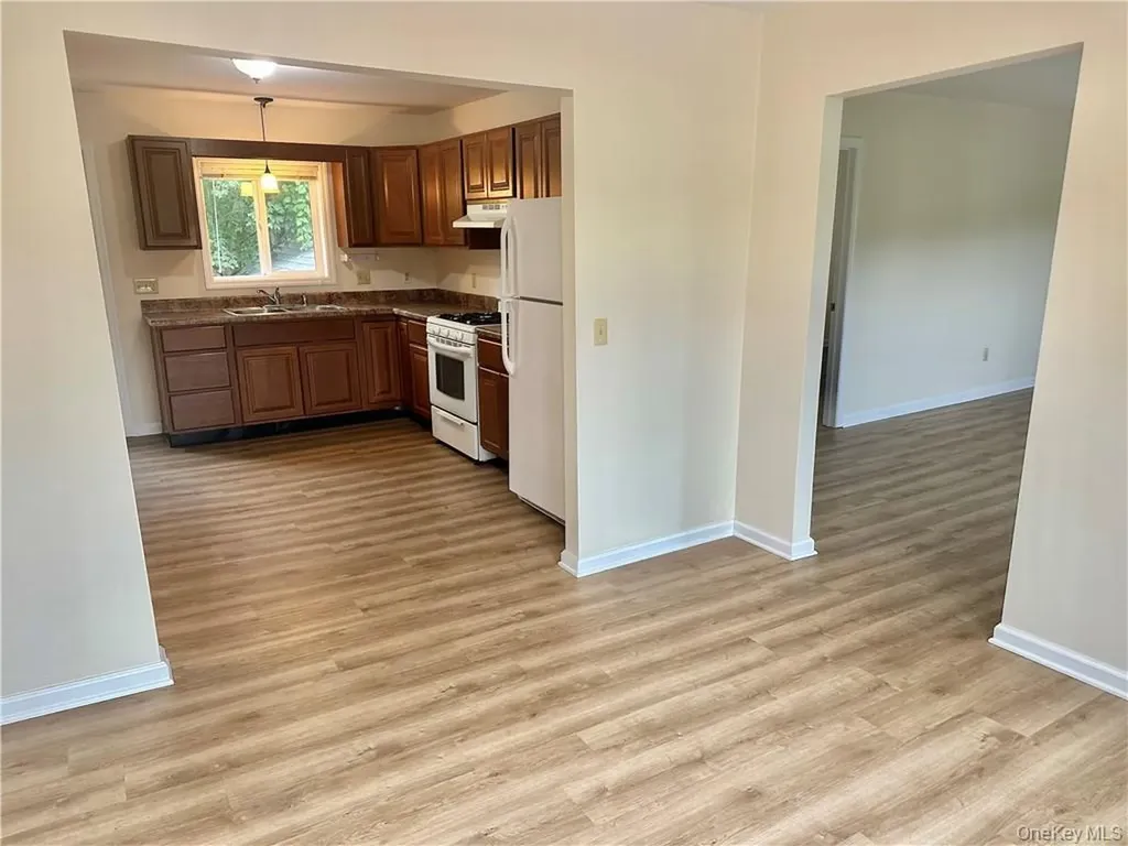 2332 State Route 300 Wallkill NY 12589