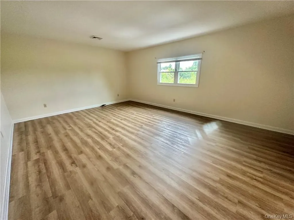 2332 State Route 300 Wallkill NY 12589