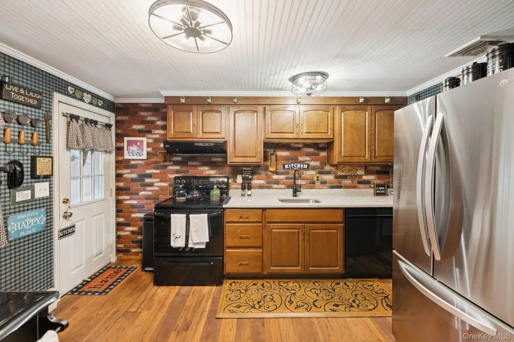 186 Jamaica Avenue Medford NY 11763
