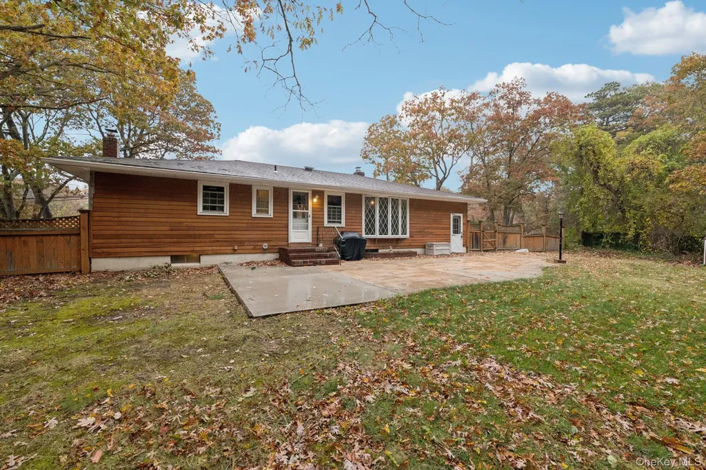 186 Jamaica Avenue Medford NY 11763