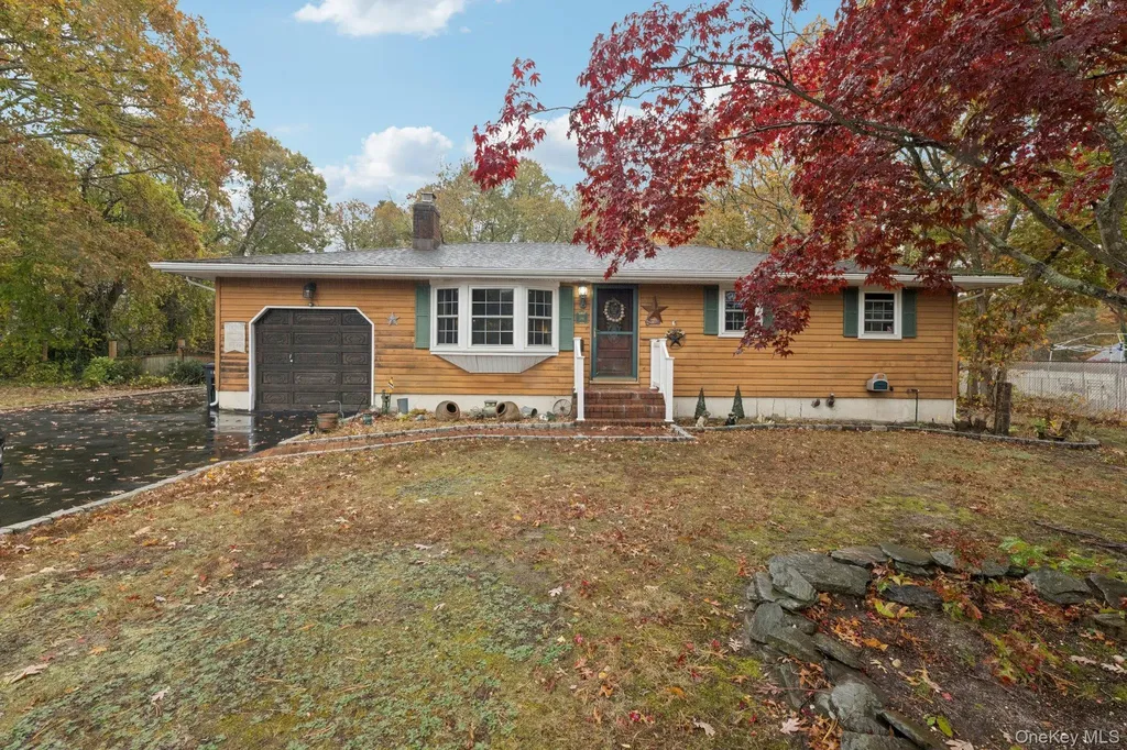186 Jamaica Avenue Medford NY 11763