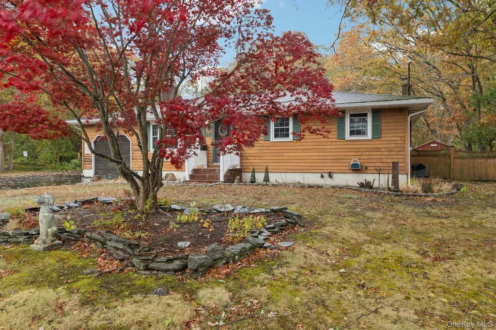 186 Jamaica Avenue Medford NY 11763
