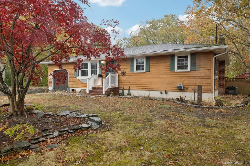 186 Jamaica Avenue Medford NY 11763