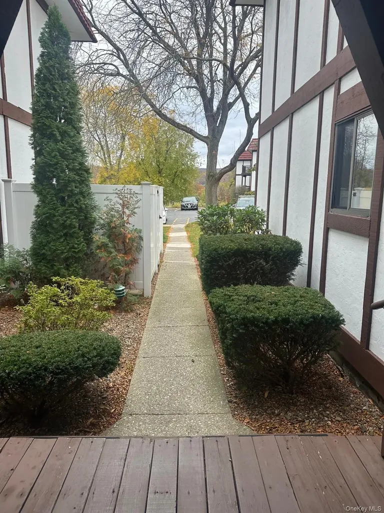 10 Skyline Drive Fishkill NY 12524