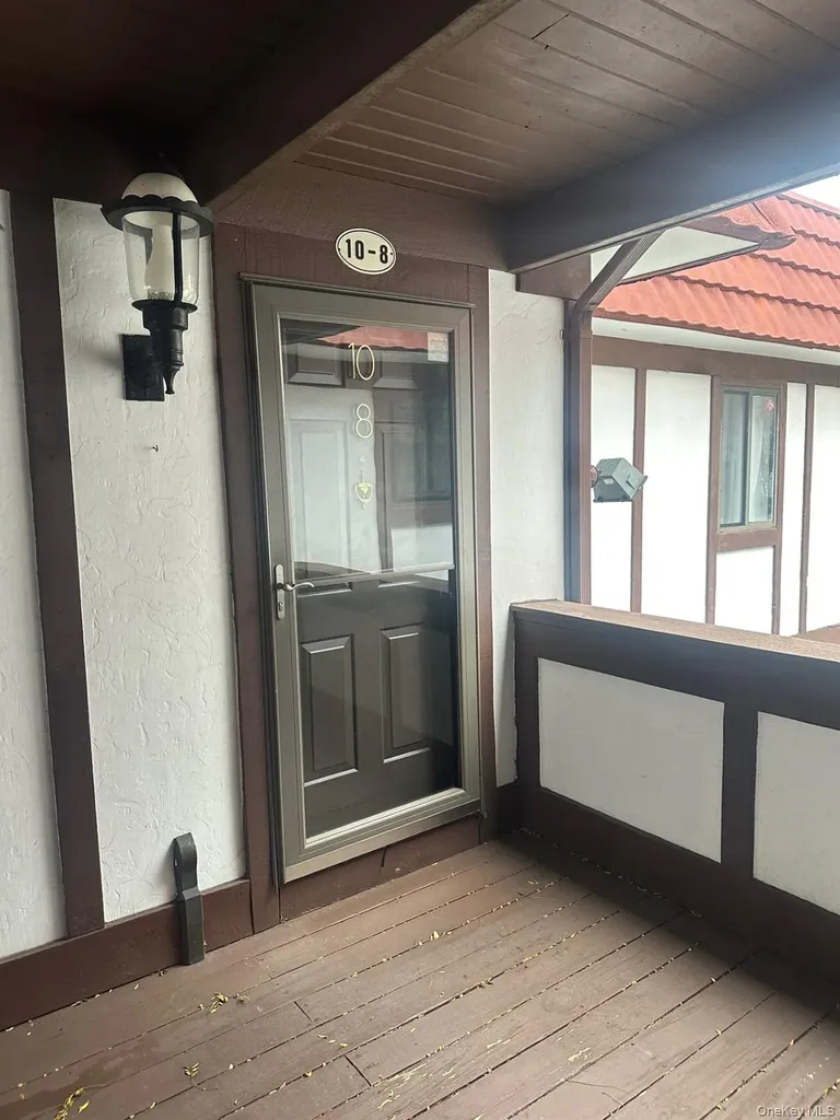 10 Skyline Drive Fishkill NY 12524