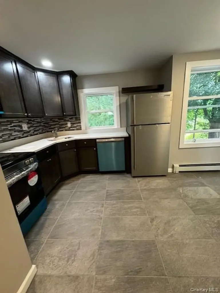 11 North Street Beacon NY 12508