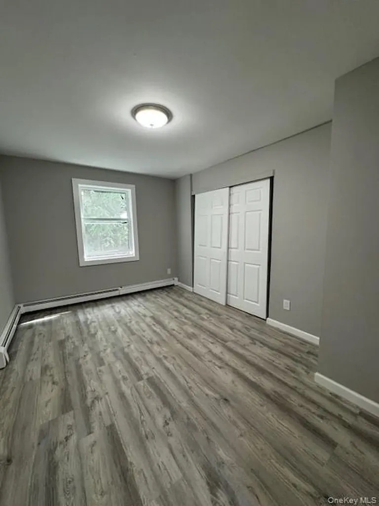 11 North Street Beacon NY 12508