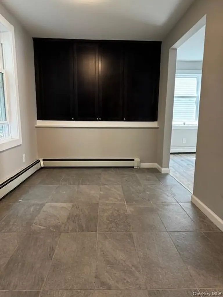 11 North Street Beacon NY 12508