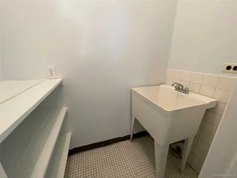 388 Westchester Avenue Port Chester NY 10573