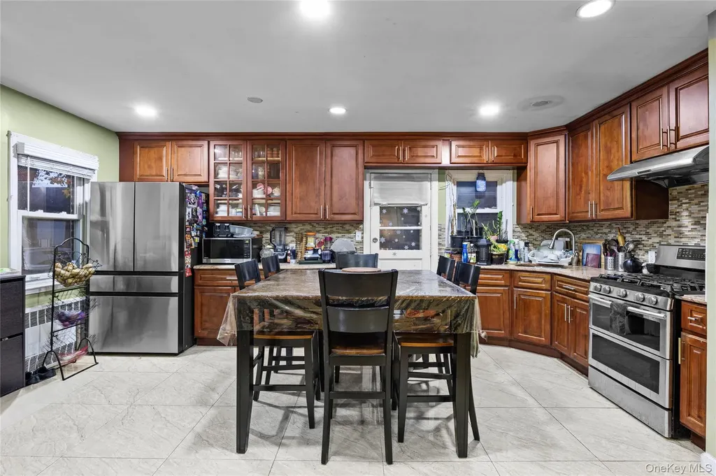 24612 86th Road Bellerose NY 11426