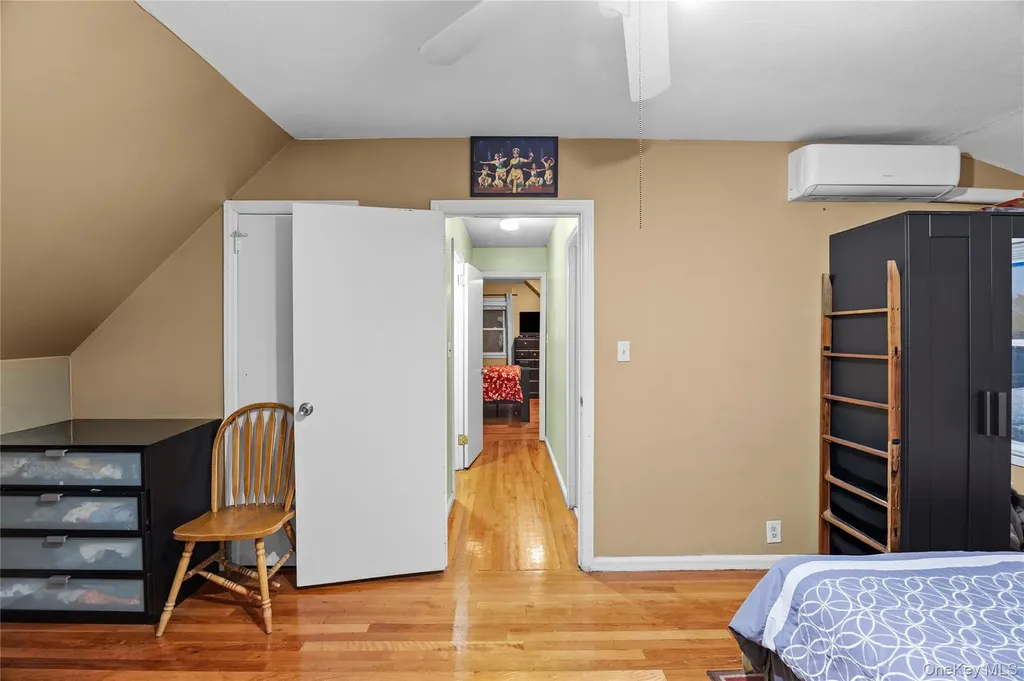 24612 86th Road Bellerose NY 11426