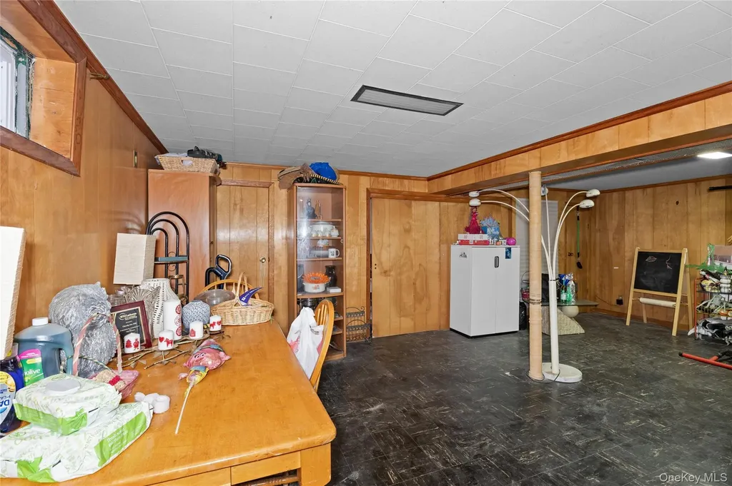 24612 86th Road Bellerose NY 11426